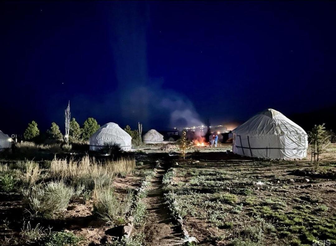 Agat Yurt Camp Bed & Breakfast Kaji-Say Exterior photo